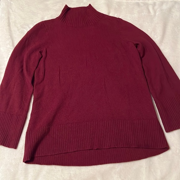LOFT Sweaters - Loft Women’s Maroon Small Petite Sweater